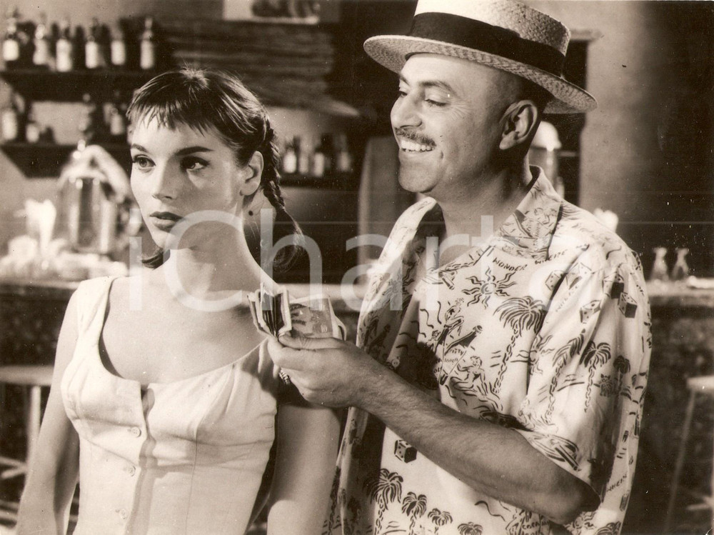 Fotografia d epoca originale 1957 MANUELA Elsa MARTINELLI Warren MITCHELL Movie by Guy HAMILTON Foto di scena 1