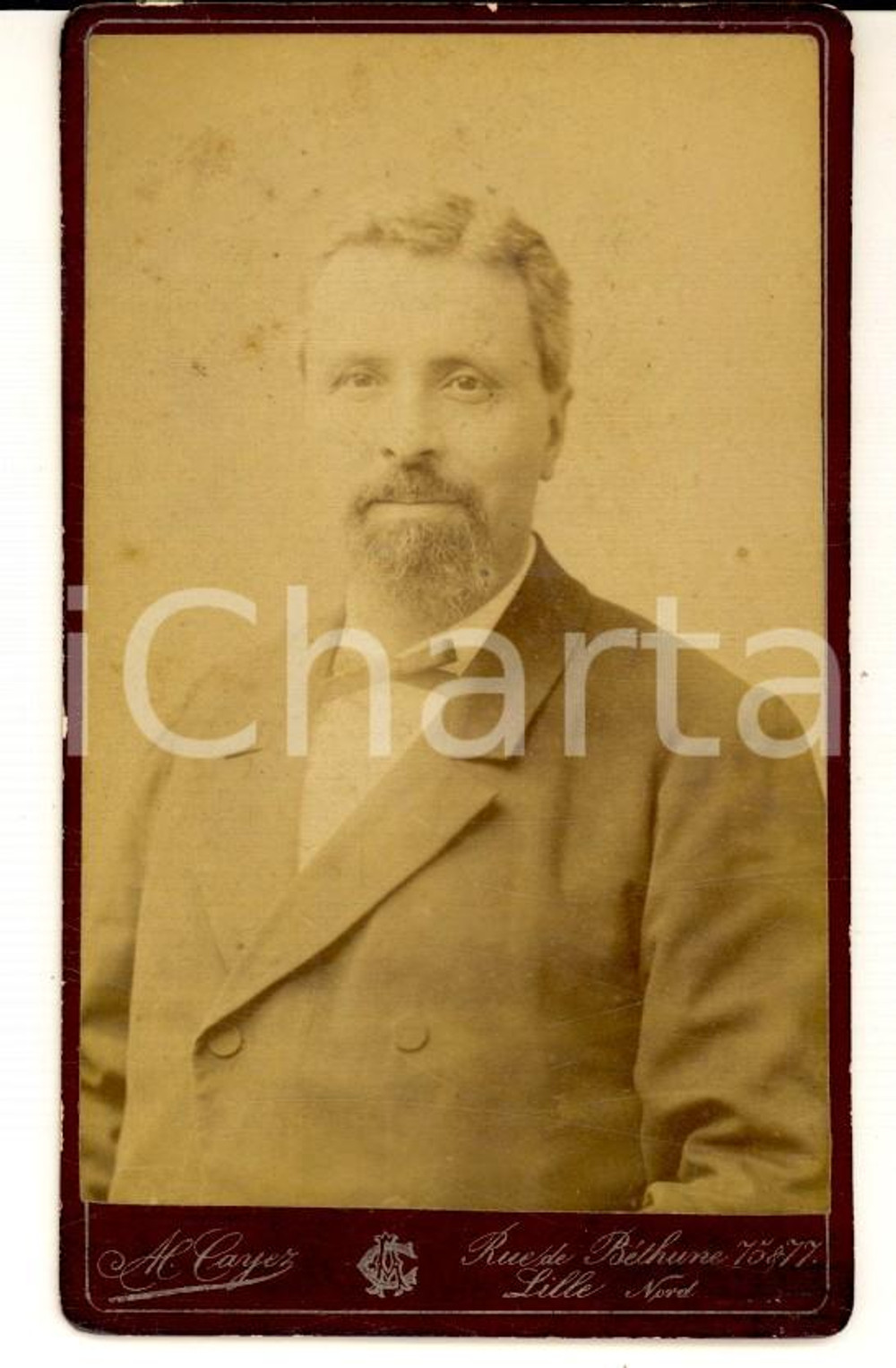 Fotografia d epoca originale 1890 ca LILLE F Ritratto maschile con abito scuro Fotografia Alfred CAYEZ 1