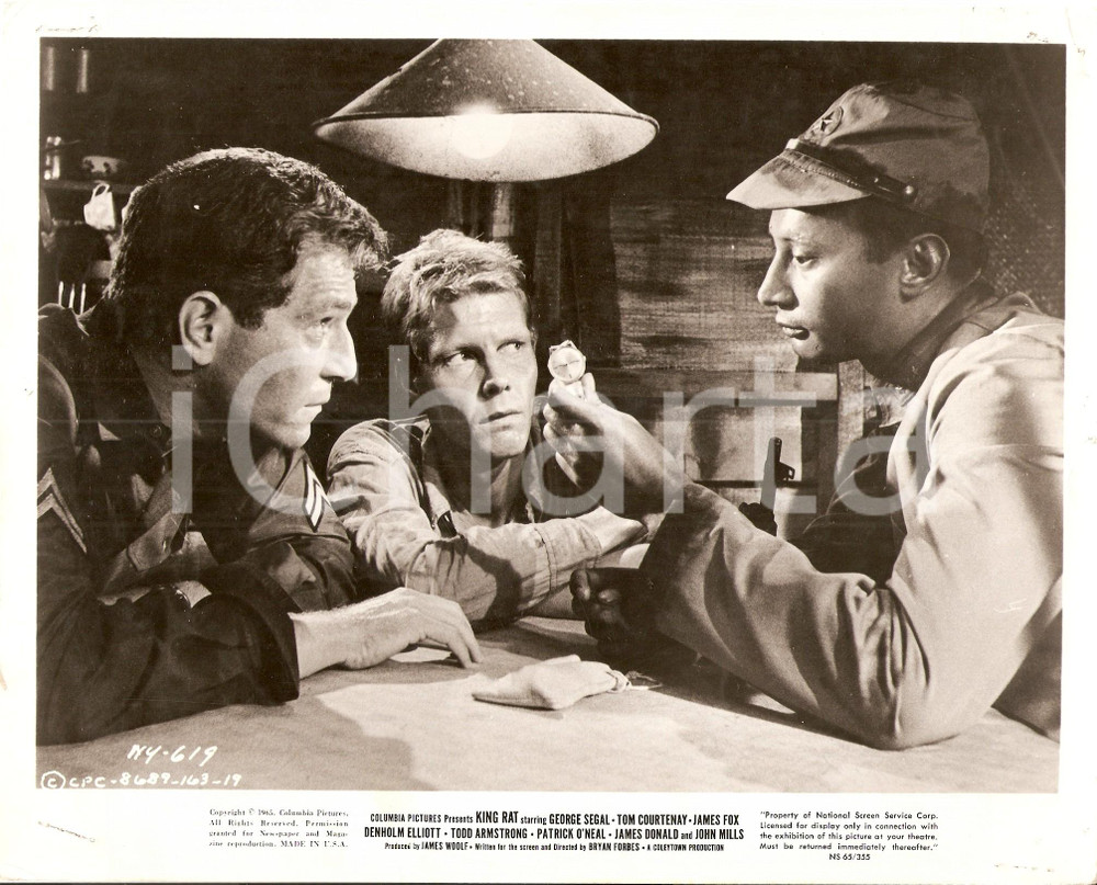 Fotografia d epoca originale 1965 KING RAT James FOX George SEGAL Directed by Bryan FORBES Foto di scena 1