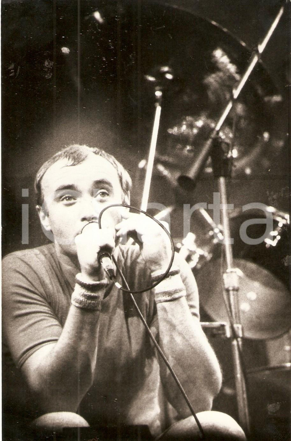 Fotografia d epoca originale 1980 ca MUSICA Phil COLLINS durante concerto Fotografia 1