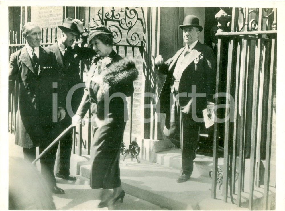 Fotografia d epoca originale 1937 LONDON Primo Ministro Stanley BALDWIN parte per CHEQUERS Fotografia 1