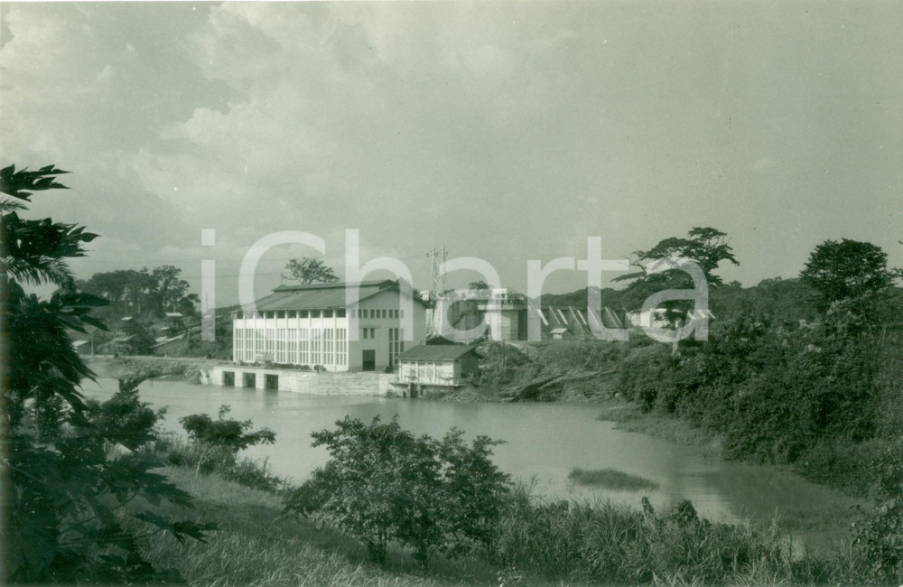 Fotografia d epoca originale 1975 ca DOUALA CAMERUN Panorama della Centrale Idroelettrica Fotografia 1