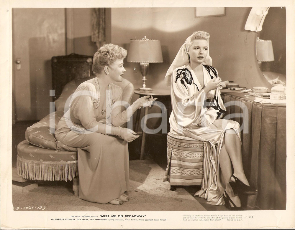 Fotografia d epoca originale 1946 MEET ME ON BROADWAY Marjorie REYNOLDS al trucco Foto di scena 1