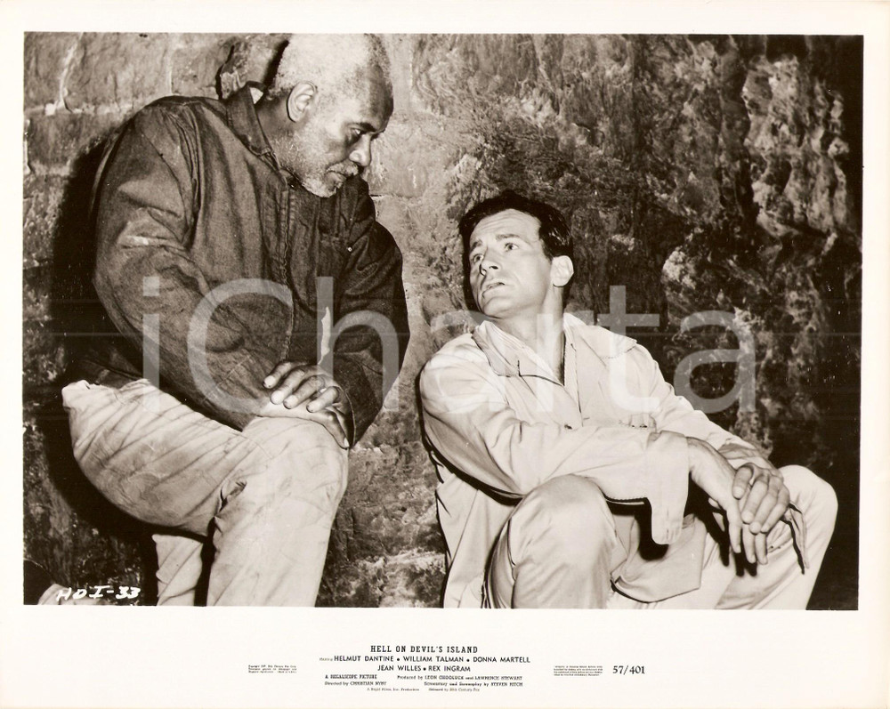 Fotografia d epoca originale 1957 HELL ON DEVIL S ISLAND Rex INGRAM Helmut DANTINE Regia Christian NYBY Foto 1