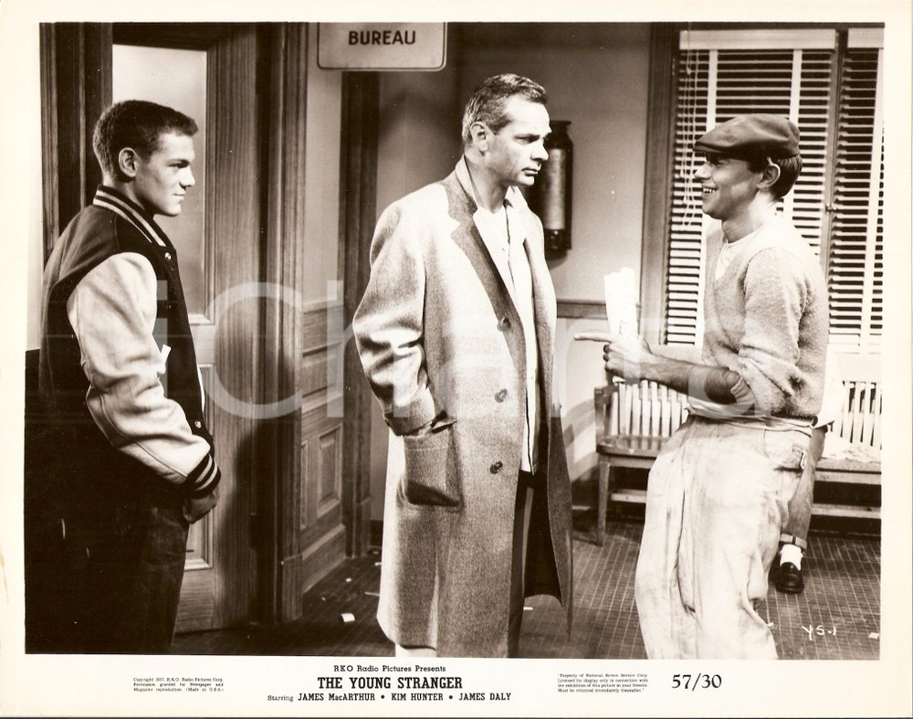 Fotografia d epoca originale 1957 YOUNG STRANGER James MACARTHUR James DALY Jack MULLANEY Foto di scena 1