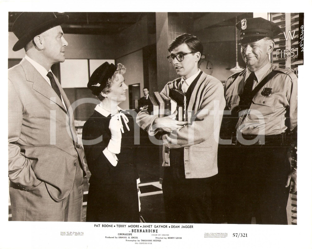 Fotografia d epoca originale 1957 BERNARDINE Dean JAGGER e Janet GAYNOR nel film di Henry LEVIN Foto di scena 1