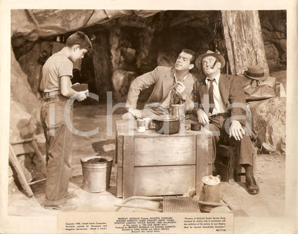 Fotografia d epoca originale 1948 ON OUR MERRY WAY Fred MacMURRAY fuma sigaro in una miniera Foto di scena 1