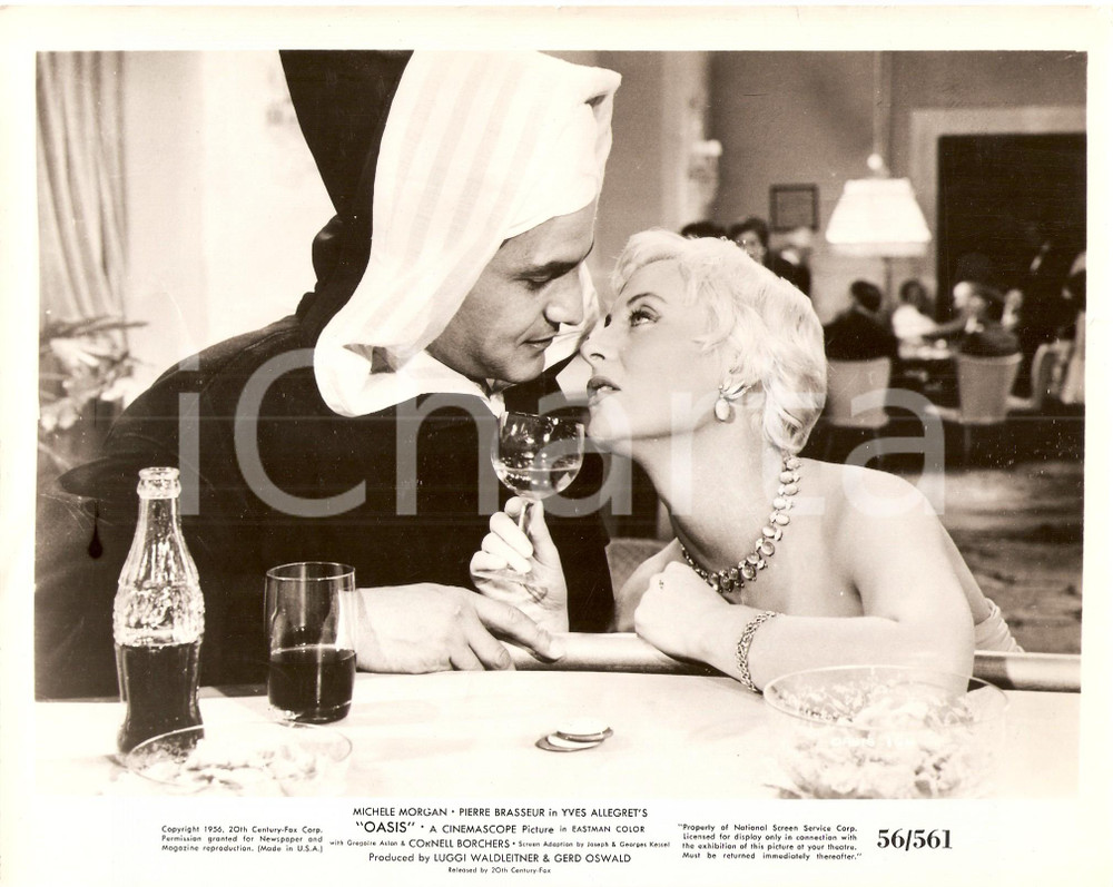 Fotografia d epoca originale 1955 OASIS MichÃ¨le MORGAN beve COCA COLA Regia di Yves ALLEGRET Foto di scena 1