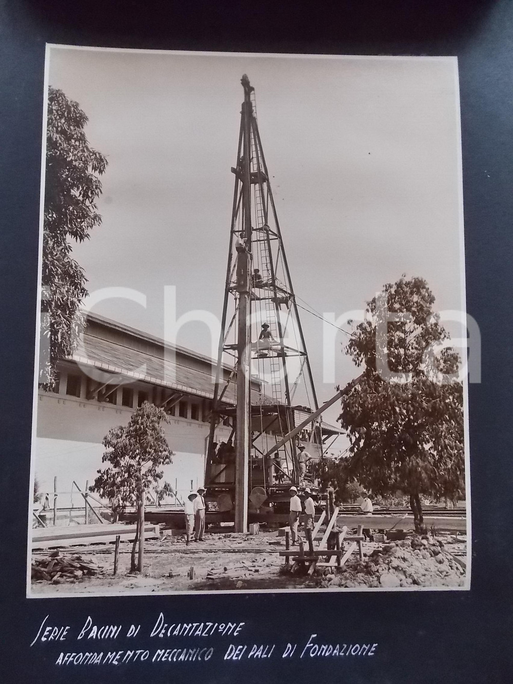 Fotografia d epoca originale 1920 ca BANGKOK Bacino di decantazione  Affondamento pali di fondazione Foto 1