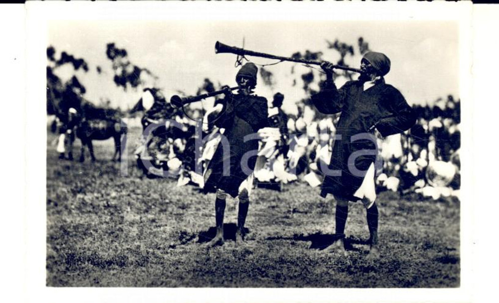 Fotografia d epoca originale 1935 ca A.O.I. ERITREA Cerimonia con indigeni trombettieri Fotografia 9x6 cm 1