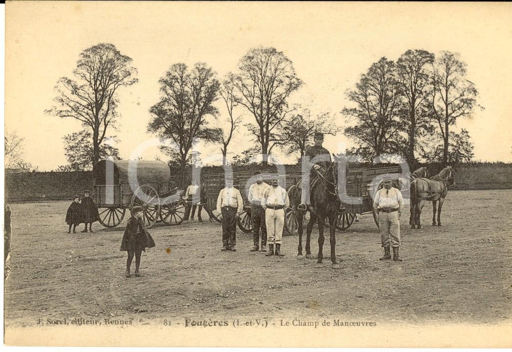Cartolina originale da collezione 1910 FOUGERES F Champ de manoeuvres avec des enfants Carte ARMEE DE TERRE 1