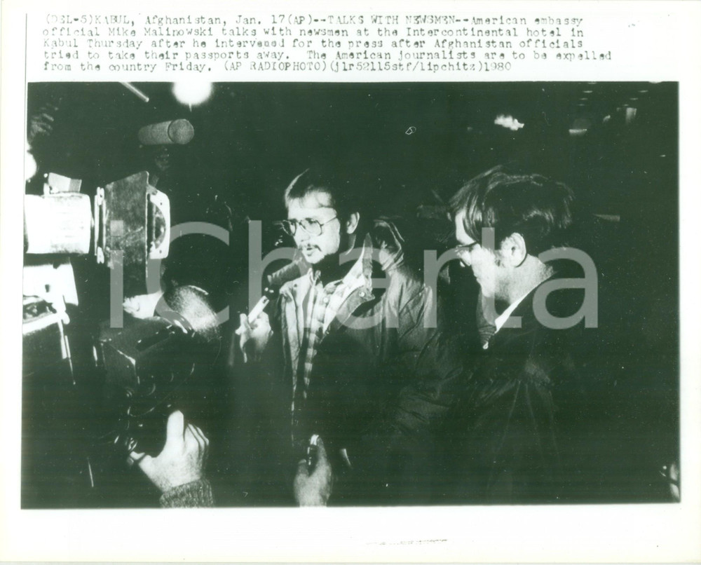 Fotografia d epoca originale 1980 KABUL Mike MALINOWSKI inervistato all hotel Intercontinental Fotografia 1