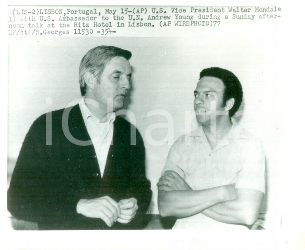 Fotografia d epoca originale 1980 LISBONA Vicepresidente Walter MONDALE con Andrew YOUNG Fotografia 1