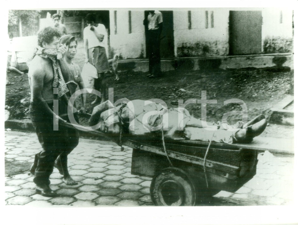 Fotografia d epoca originale 1978 MASAYA NICARAGUA Trasporto vittime della Guardia Nazionale Foto 1