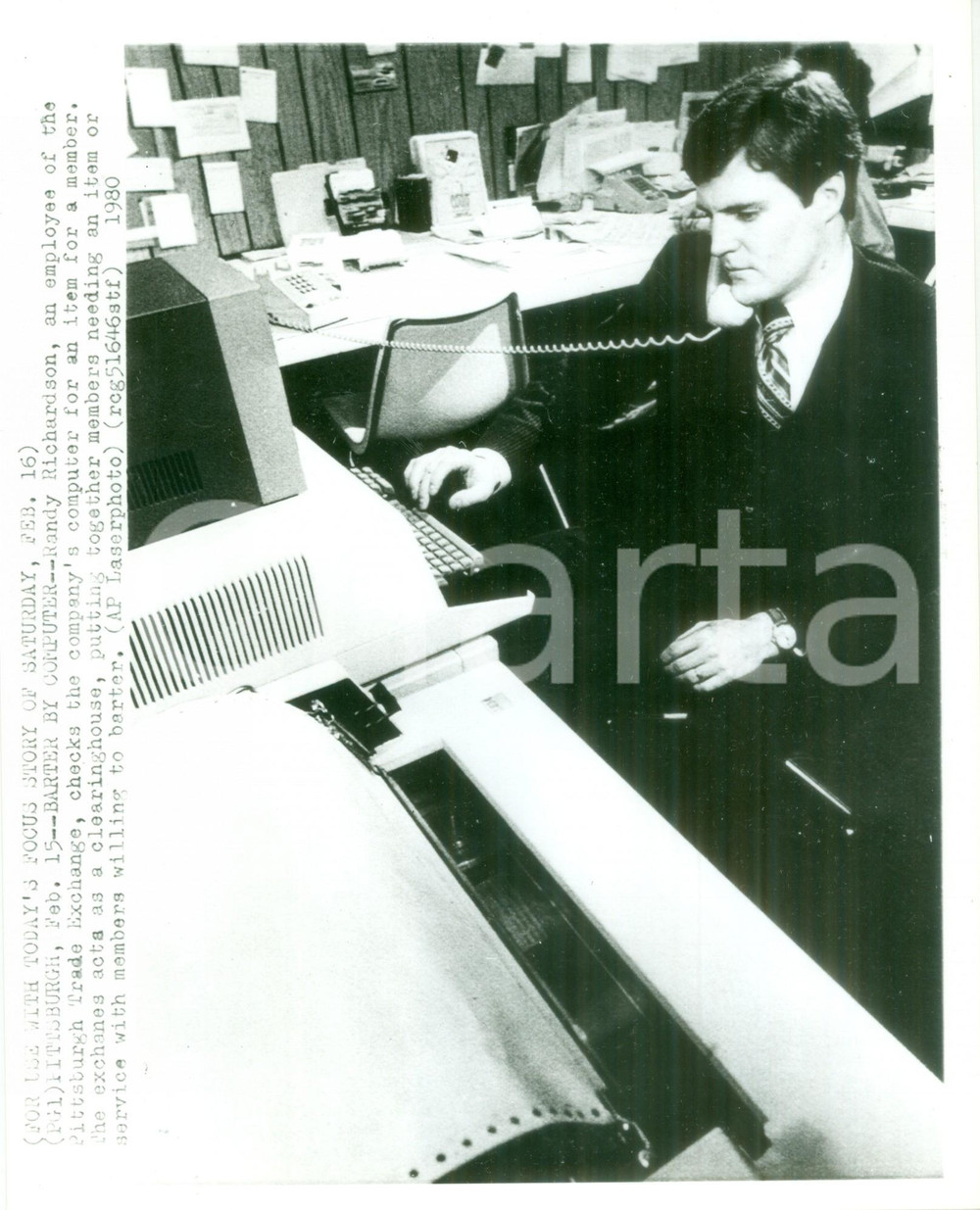 Fotografia d epoca originale 1980 PITTSBURGH USA Randy RICHARDSON controlla computer Trade Exchange Foto 1