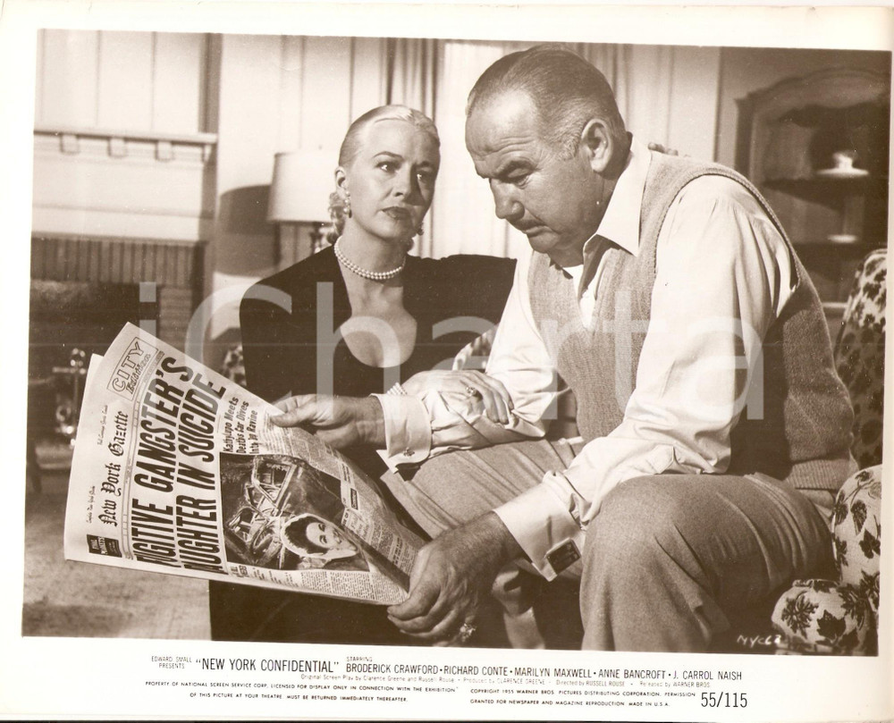Fotografia d epoca originale 1955 NEW YORK CONFIDENTIAL Broderick CRAWFORD legge NEW YORK GAZETTE Foto 1