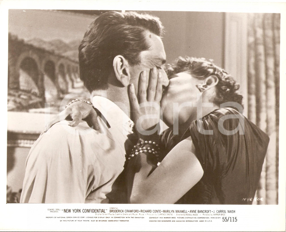 Fotografia d epoca originale 1955 NEW YORK CONFIDENTIAL Anne BANCROFT bacia Richard CONTE Russel ROUSE Foto 1