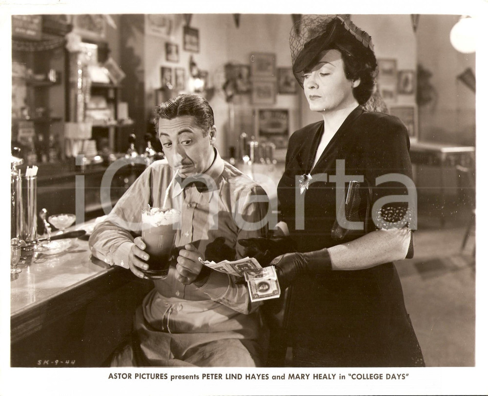 Fotografia d epoca originale 1941 ZIS BOOM BAH Barry RUBIN beve milkshake Grace HAYES Regia William NIGH Foto 1