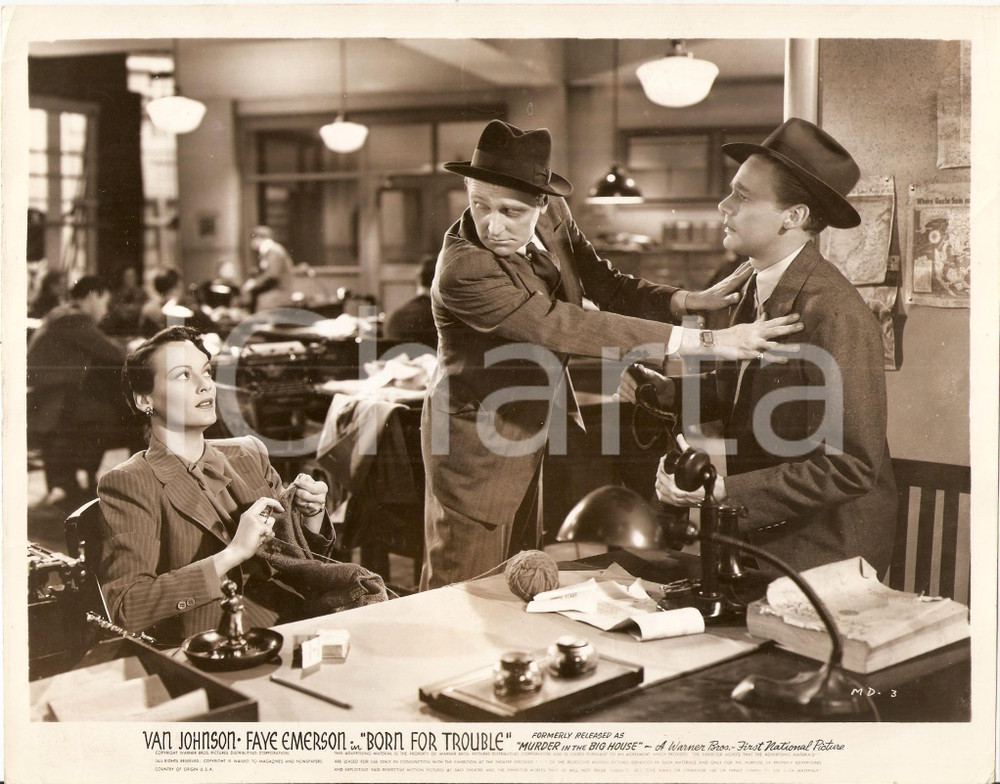 Fotografia d epoca originale 1942 BORN FOR TROUBLE Faye EMERSON lavora a maglia Film di B. REEVES EASON Foto 1