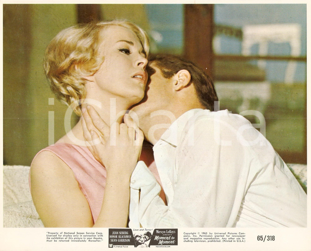 Fotografia d epoca originale 1965 MOMENT TO MOMENT Sean GARRISON bacia sul collo Jean SEBERG Foto 25 x 20 cm 1