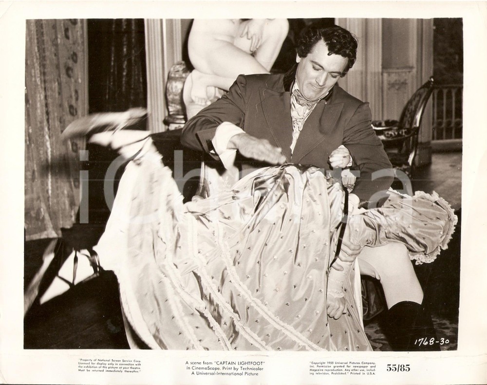 Fotografia d epoca originale 1955 CAPTAIN LIGHTFOOT Rock HUDSON sculaccia dama di corte Douglas SIRK Foto 1