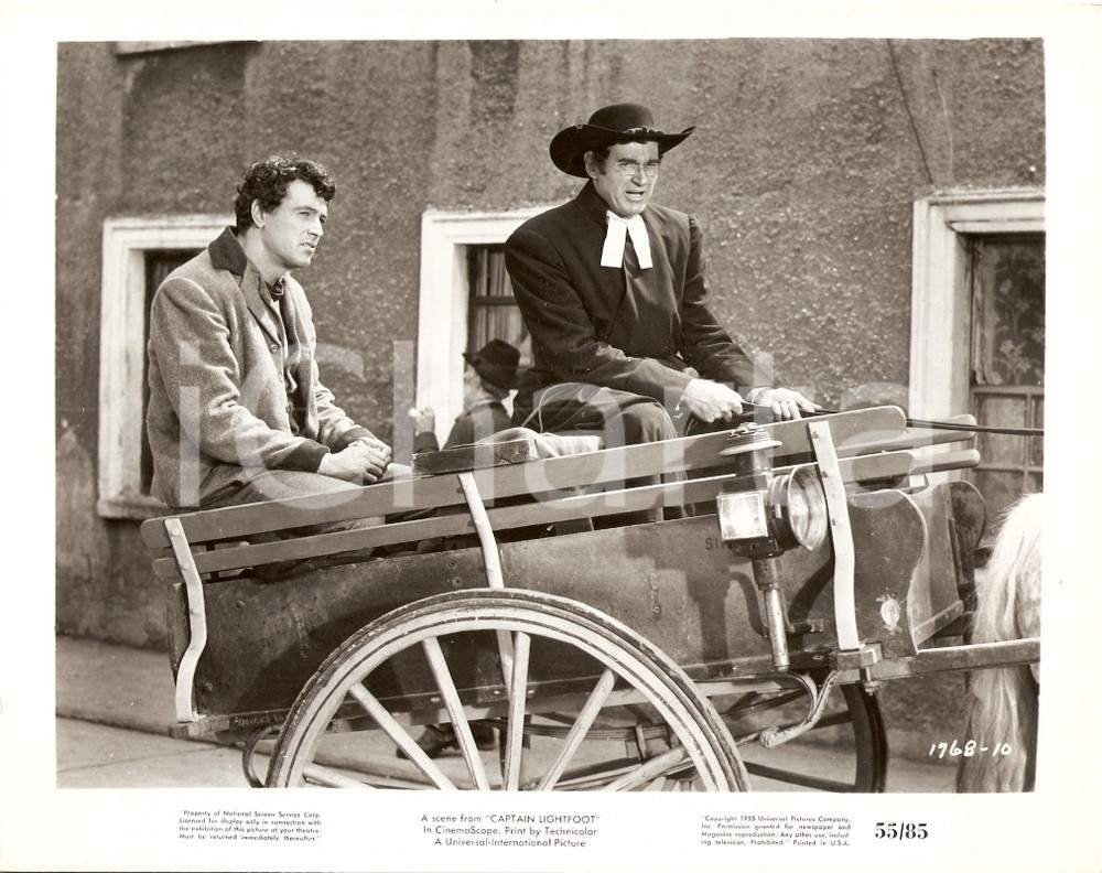 Fotografia d epoca originale 1955 CAPTAIN LIGHTFOOT Rock HUDSON su calesse con prete Regia Douglas SIRK Foto 1