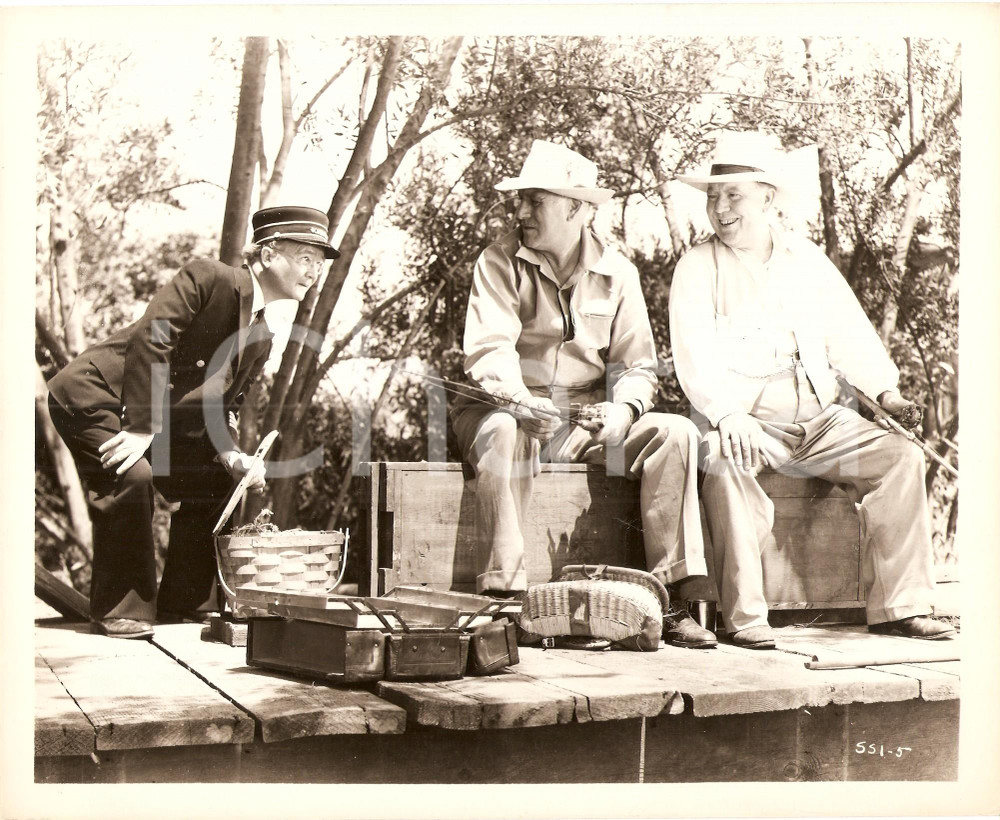 Fotografia d epoca originale 1943 CINDERELLA SWINGS IT Guy KIBBEE Dink TROUT Pierre WATKIN a pesca Foto 1