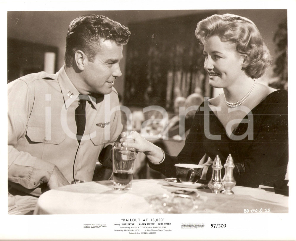 Fotografia d epoca originale 1957 BAILOUT AT 43000 John PAYNE Constance FORD Ristorante Francis D. LYON Foto 1