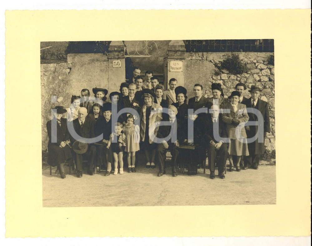 Fotografia d epoca originale 1960 FRANCE PYRENEES ? Groupe de famille aux TROIS PINSONS Photo VINTAGE 23x17 1