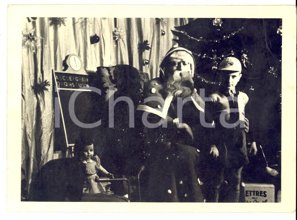 Fotografia d epoca originale 1960 ca FRANCE COSTUMI Babbo Natale visita un bambino Foto VINTAGE 24x18 cm 1