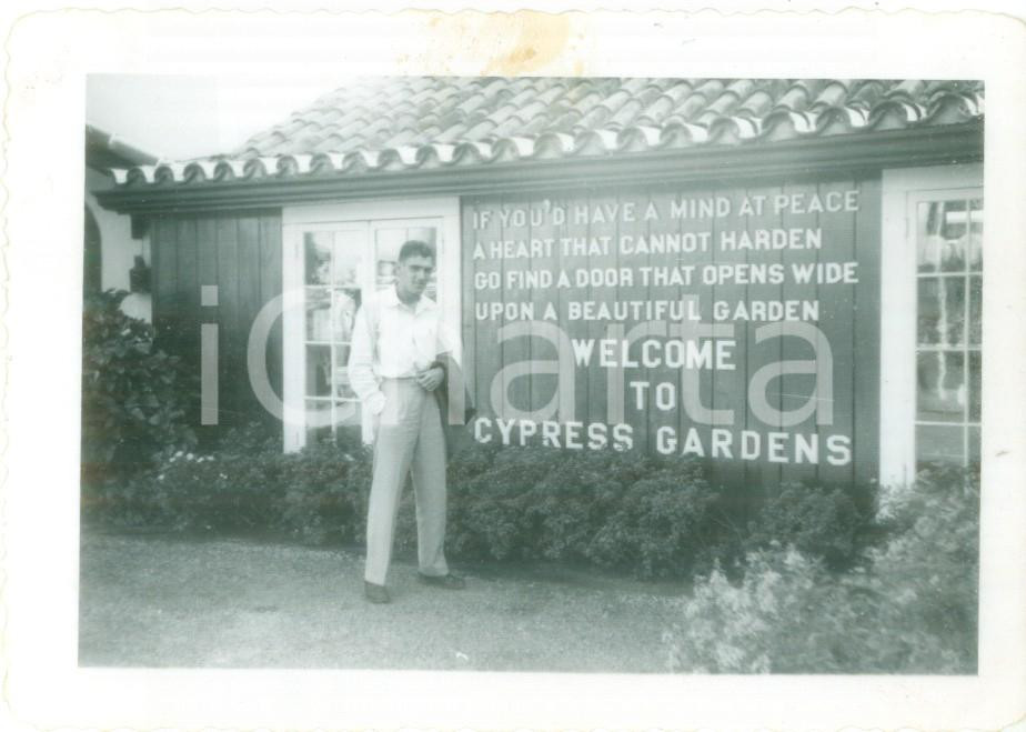 Fotografia d epoca originale 1953 WINTER HAVEN FLORIDA USA Cadetto militare francese a CYPRESS GARDENS Foto 1