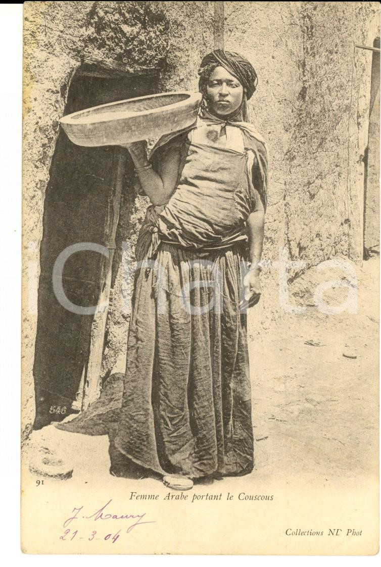 Cartolina originale da collezione 1904 COSTUMI ALGERIA Donna araba porta il couscous Cartolina postale FP VG 1