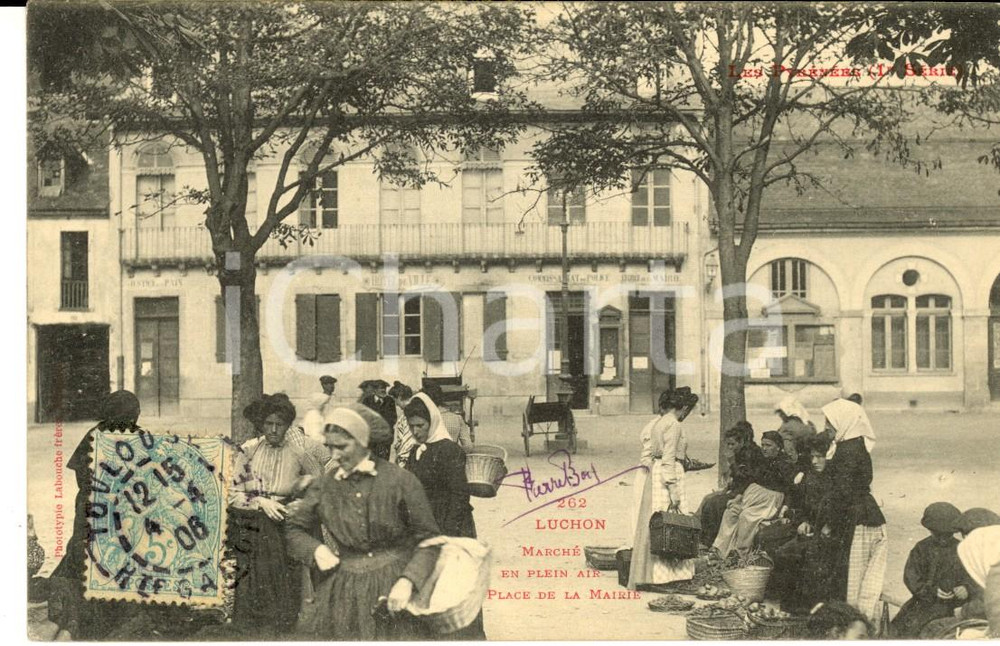 Cartolina originale da collezione 1906 LUCHON PYRENEES MarchÃ© en plein air  Place de la Mairie Carte postale 1
