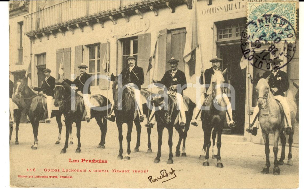 Cartolina originale da collezione 1905 LUCHON PYRENEES Guides Ã  cheval en grande tenue Carte postale FP VG 1