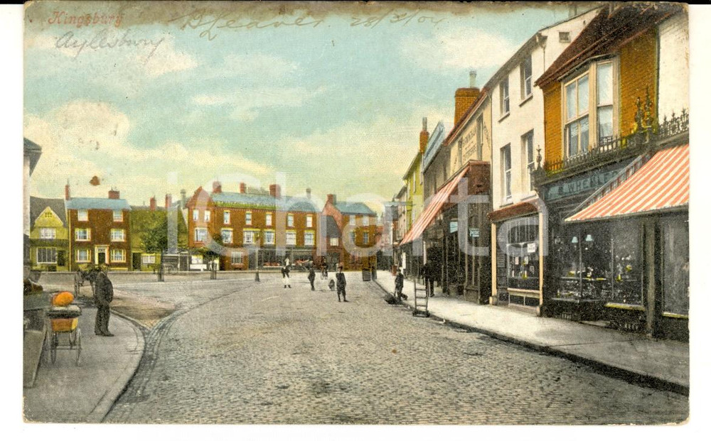 Cartolina originale da collezione 1904 KINGSBURY UK Una via animata Cartolina postale VINTAGE FP VG 1