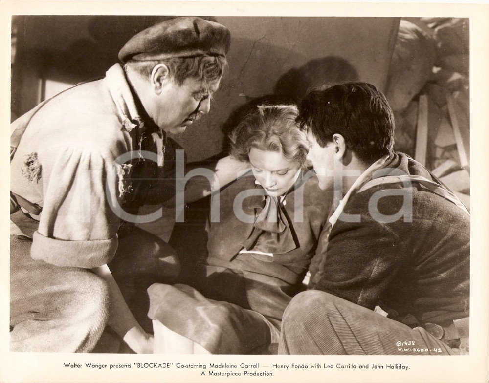 Fotografia d epoca originale 1938 BLOCKADE Henry FONDA soccorre Madeleine CARROLL Regia William DIETERLE Foto 1