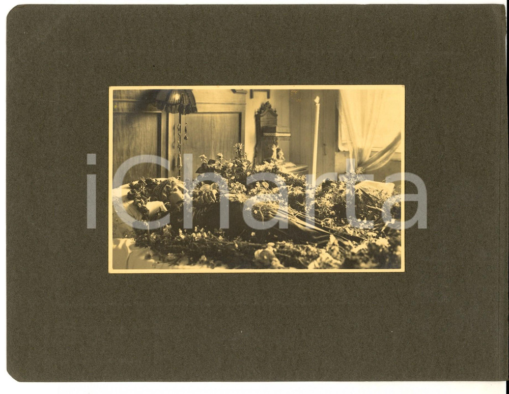 Fotografia d epoca originale 1930 ca GENOVA Ritratto di donna POST MORTEM Foto Mario LUCCHESI 23x18 cm 1