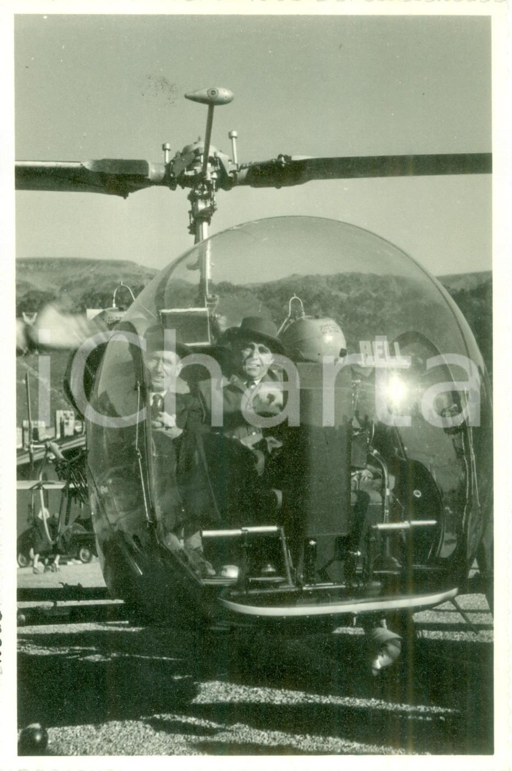 Fotografia d epoca originale 1955 ca CHAMROUSSE FRANCE Collaudo di elicottero FBHGJ Fotografia cm 11 x 17 1