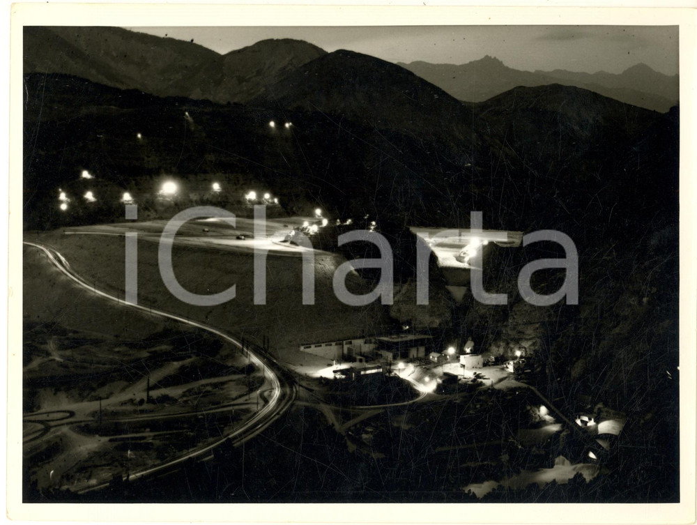 Fotografia d epoca originale 1955 ca FRANCE Diga di Serre Ponçon in costruzione  Foto artistica notturna 2 1