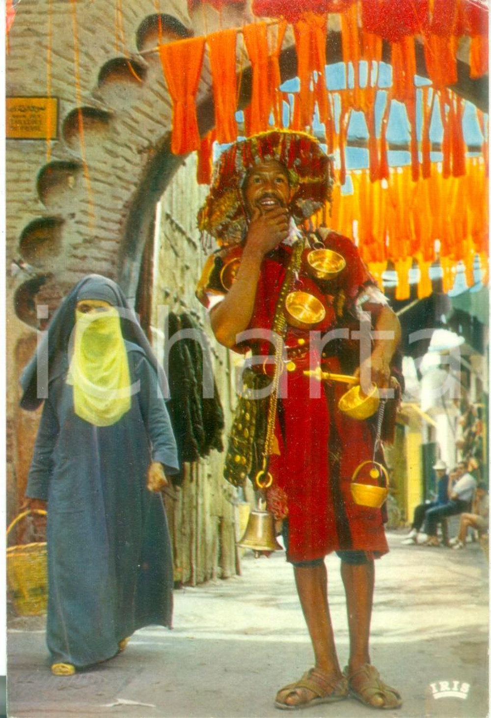 Cartolina originale da collezione 1974 MARRAKECH MAROCCO Portatore d acqua al mercato Cartolina VINTAGE FG VG 1