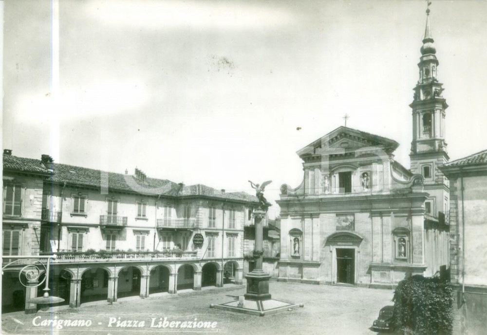 Cartolina originale da collezione 1955 ca CARIGNANO TO Veduta di Piazza Liberazione Cartolina FG NV 1