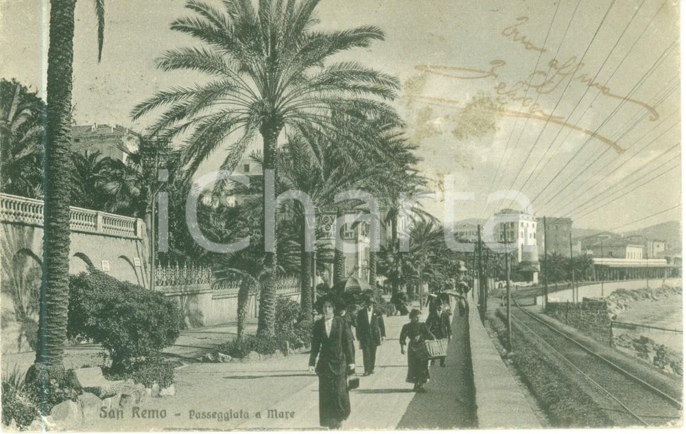 Cartolina originale da collezione 1919 SANREMO IM Donne sulla passeggiata a mare Cartolina postale FP VG 1