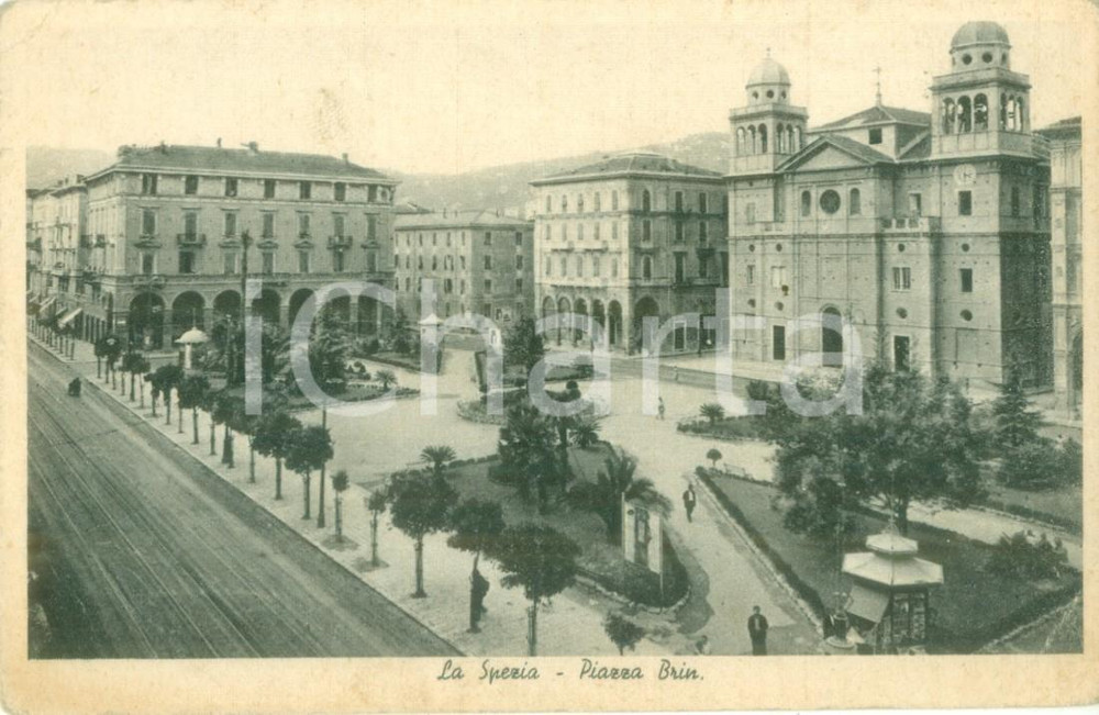 Cartolina originale da collezione 1941 LA SPEZIA Chiesa Nostra Signore della Salute in Piazza BRIN Cartolina FP VG 1