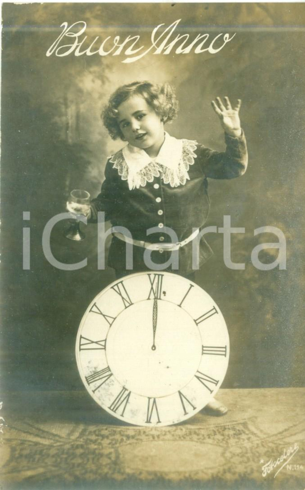 Cartolina originale da collezione 1929 BUON ANNO Bambina annuncia la mezzanotte Cartolina augurale FP VG 1