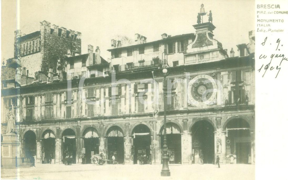 Cartolina originale da collezione 1909 BRESCIA Piazza del Comune e Monumento all Italia Cartolina FP NV 1