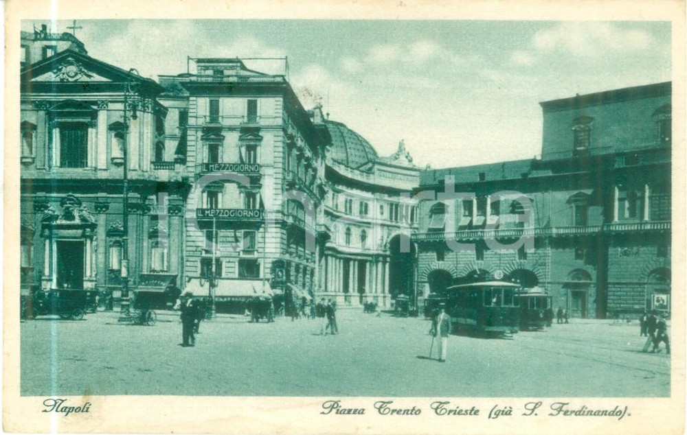 Cartolina originale da collezione 1930 ca NAPOLI Sede de Il mezzogiorno tram in Piazza TRENTO TRIESTE Cartolina 1