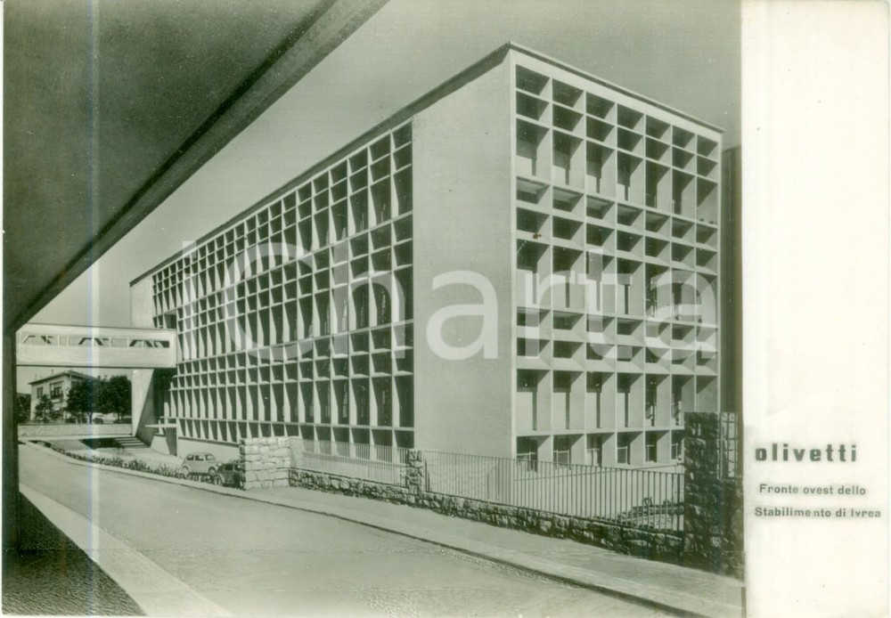 Cartolina originale da collezione 1965 ca IVREA TO Fronte ovest stabilimento OLIVETTI Cartolina FG NV 1