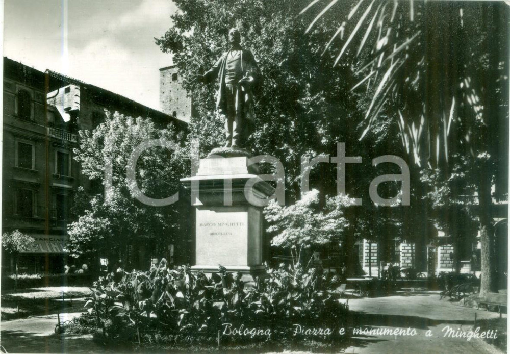 Cartolina originale da collezione 1954 BOLOGNA Monumento a Marco MINGHETTI in piazza Cartolina FG VG 1