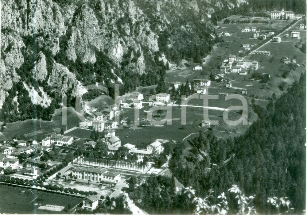 Cartolina originale da collezione 1963 PIAZZATORRE BG Panorama del paese in Alta Valle BREMBANA Cartolina FG VG 1