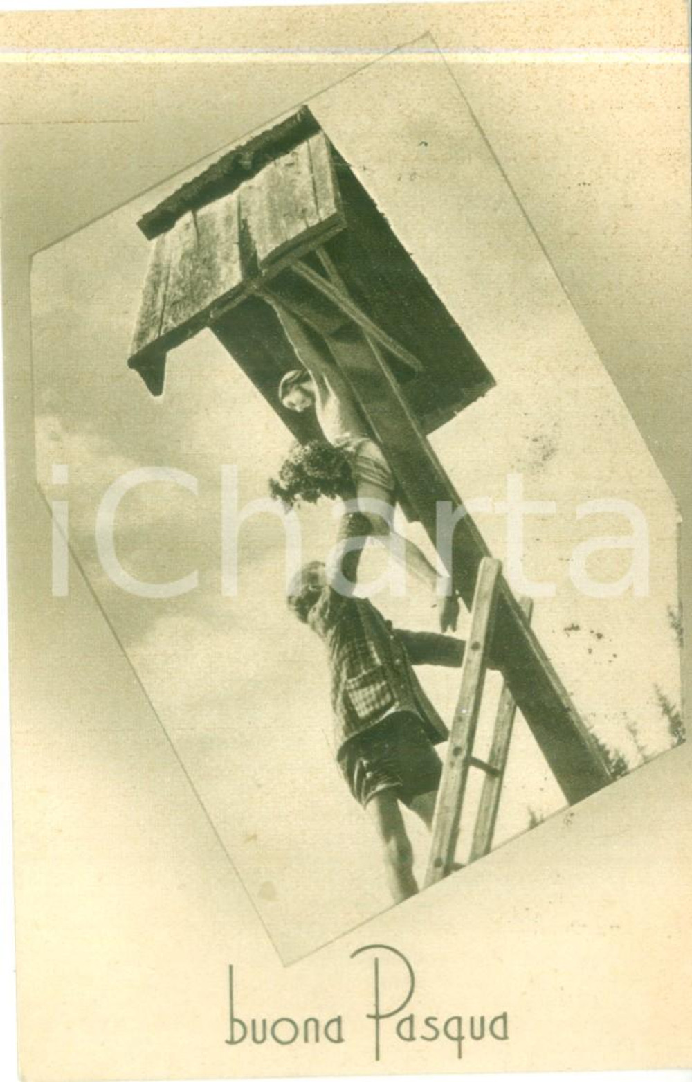 Cartolina originale da collezione 1942 BUONA PASQUA Bambini porta fiori sulla CROCE Cartolina FP VG 1